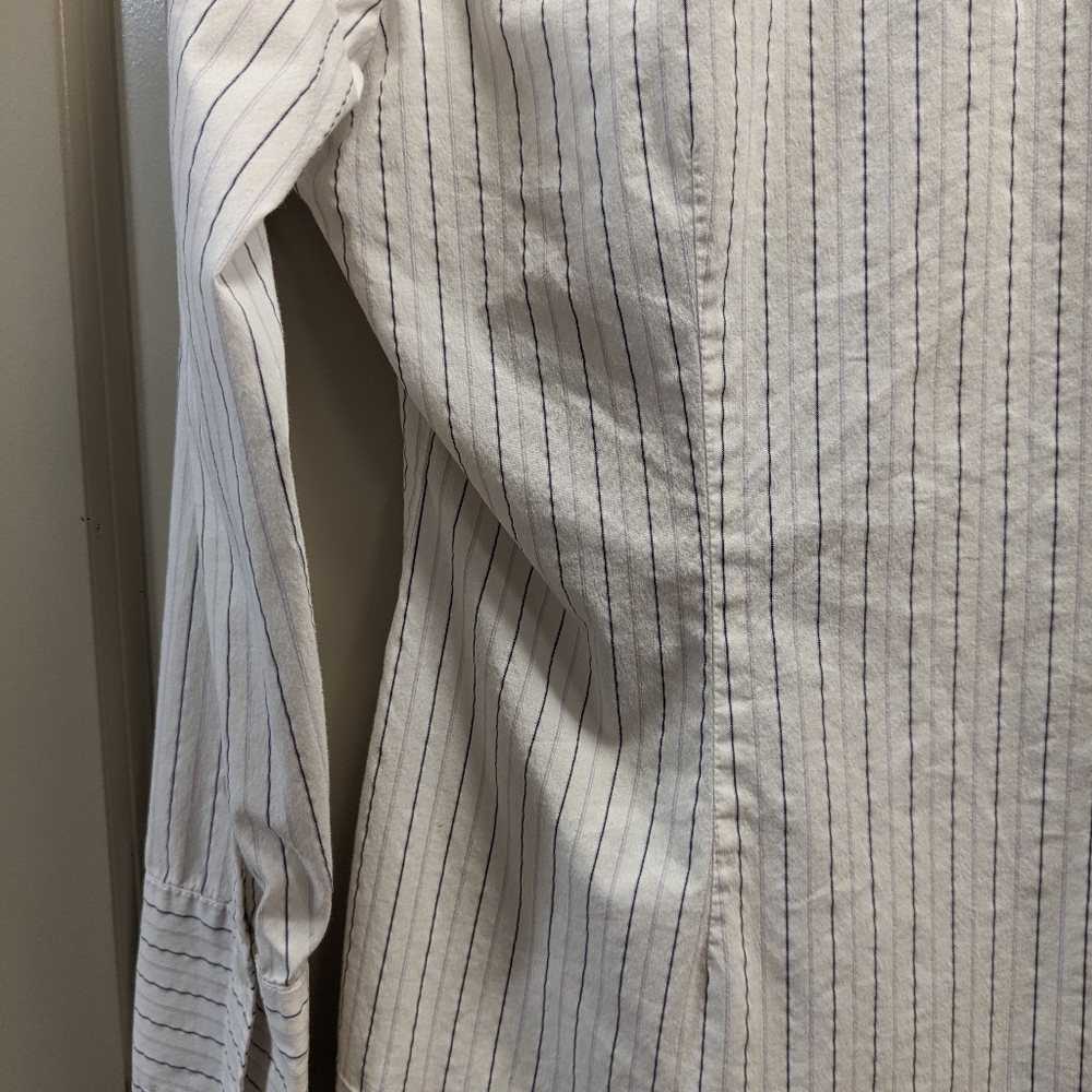 New York & Company City Stretch Shirt- size large - Picture 14 of 17